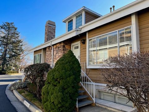 Photo of 3434 S BROOK VIEW LN, Salt Lake City, UT 84106 (MLS # 2135122)