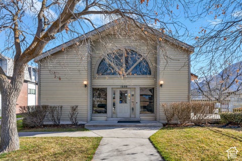 Tiny photo for 1676 N HICKORY LN, Provo, UT 84604 (MLS # 2190487)