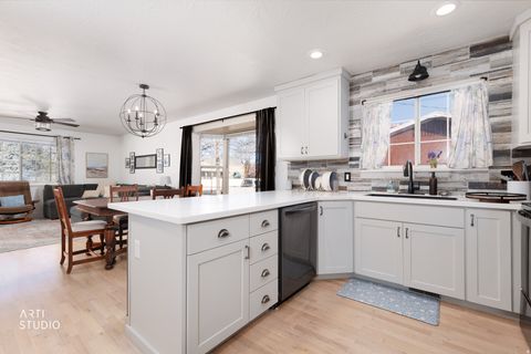 Tiny photo for 510 S 20 E, Orem, UT 84058 (MLS # 2145111)