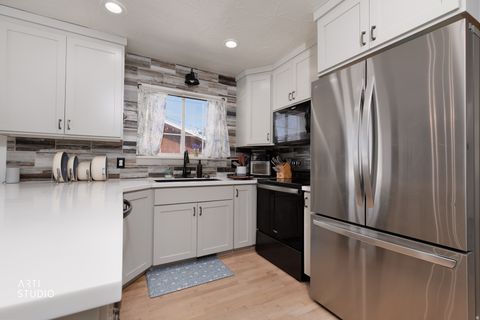 Tiny photo for 510 S 20 E, Orem, UT 84058 (MLS # 2145111)