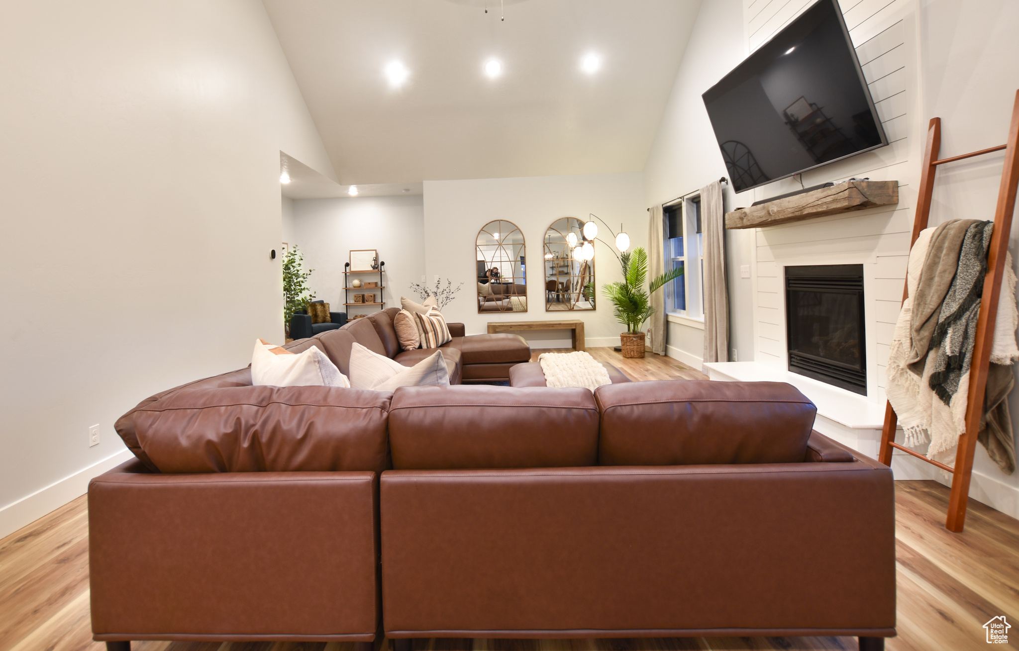 SWAN CREEK VILLAGE - Residential