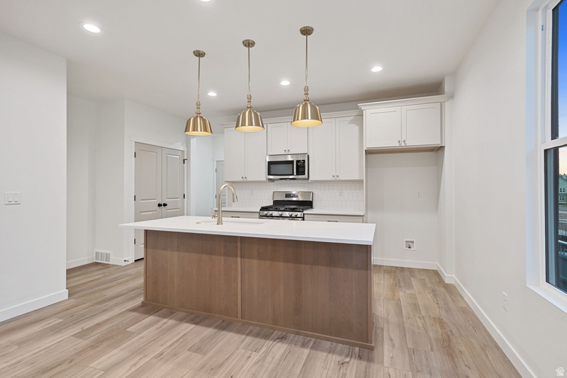 DAYBREAK - Residential Income