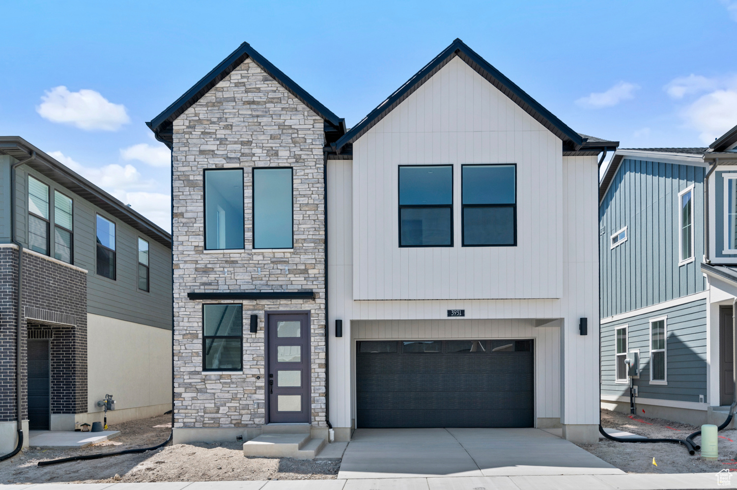 HOLBROOK PLACE E VILLAS 649 - Residential