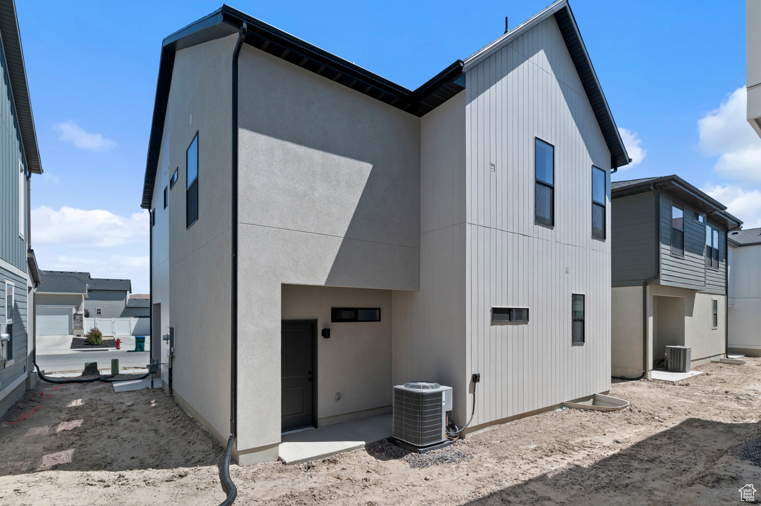 HOLBROOK PLACE E VILLAS 649 - Residential