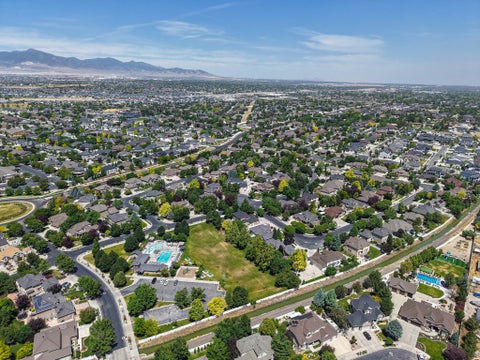 Tiny photo for 11103 S ALPINE CREEK WAY W, South Jordan, UT 84095 (MLS # 2168357)