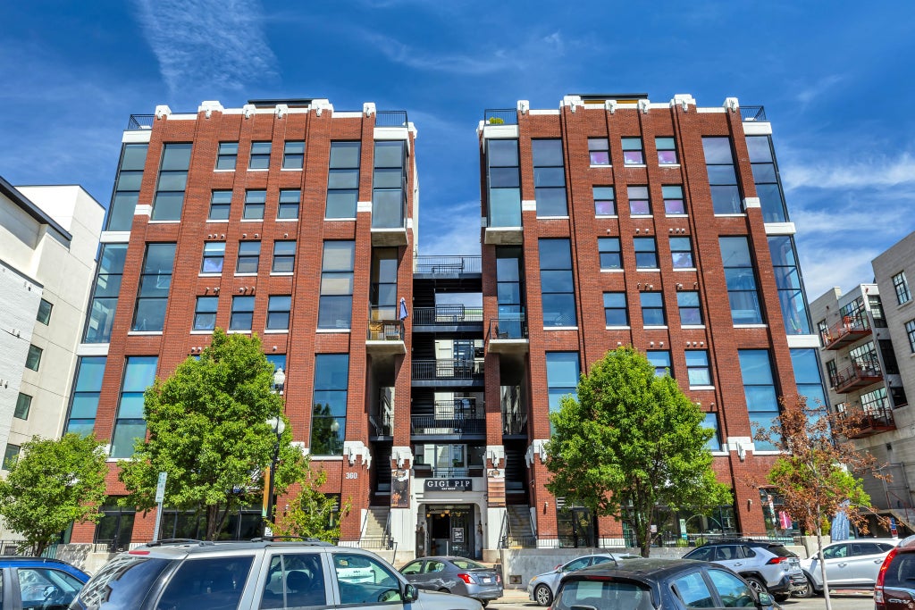 Photo of 360 W BROADWAY S #226, Salt Lake City, UT 84101 (MLS # 2180961)