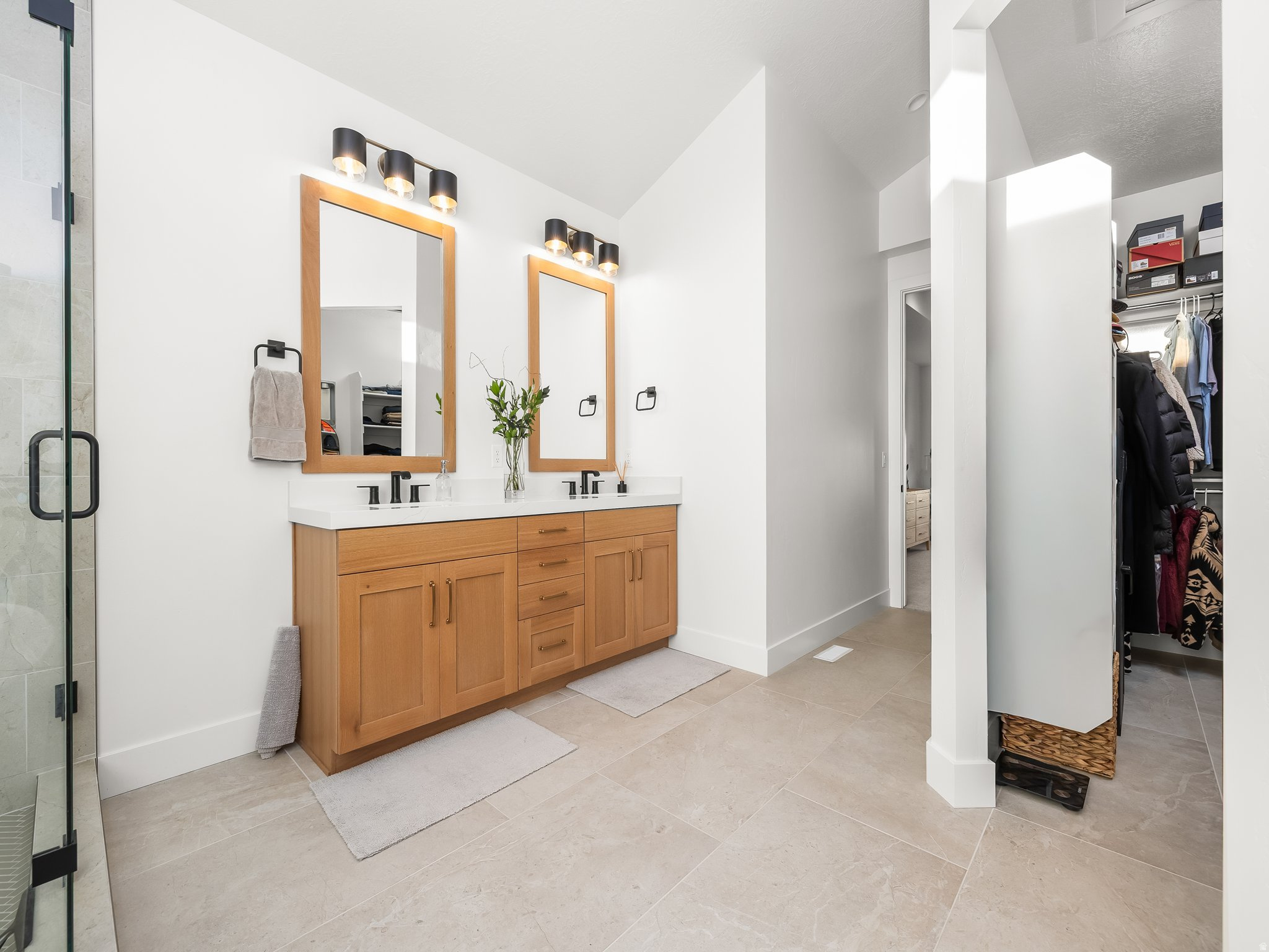 BEACON HILL - Residential