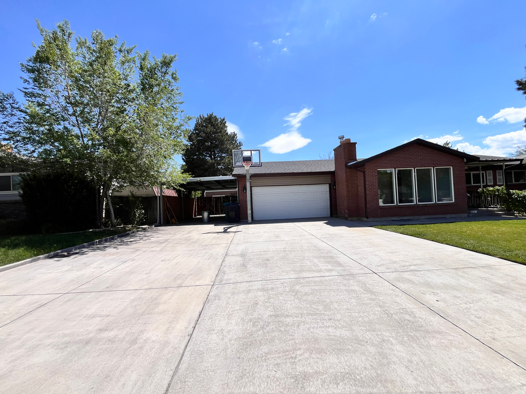 RIDGE - Residential