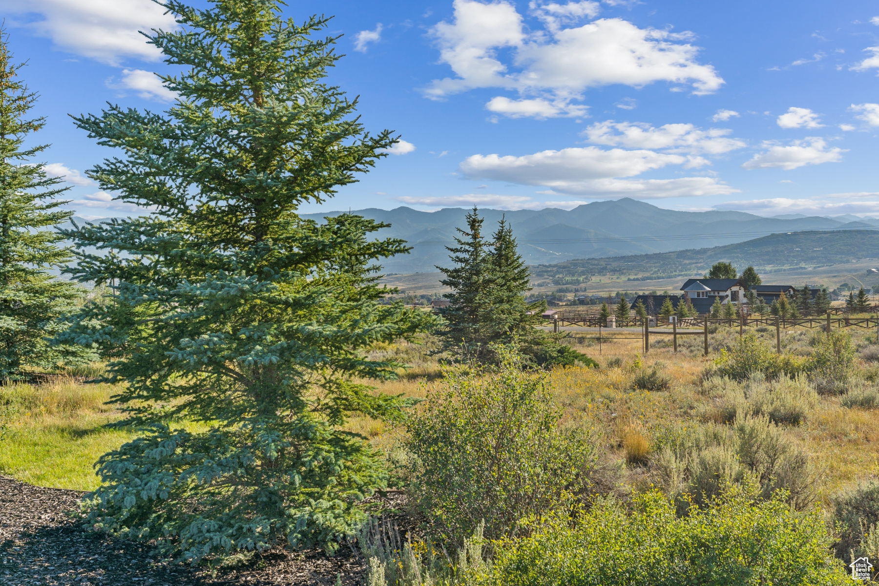 Park City, Utah 84098, United States, 4 Bedrooms Bedrooms, ,4 BathroomsBathrooms,Residential,Pending,109025