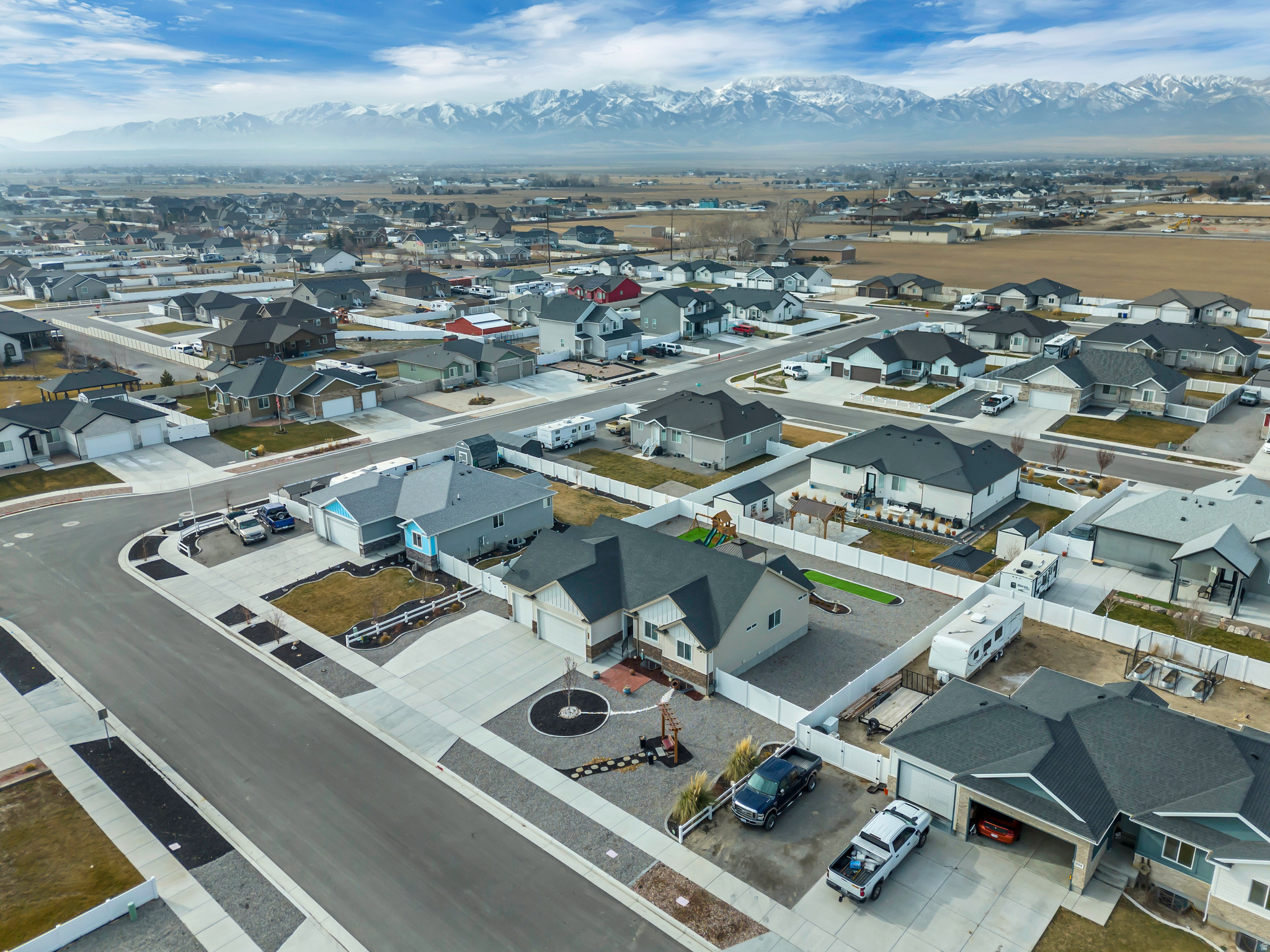 MUSTANG RIDGE - Residential