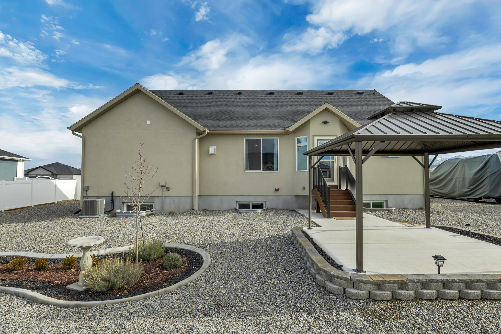 MUSTANG RIDGE - Residential