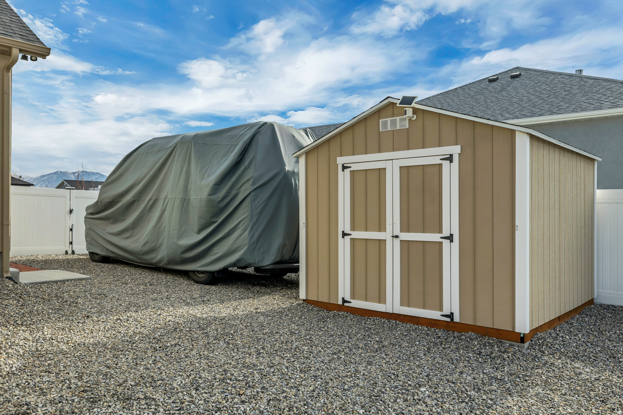 MUSTANG RIDGE - Residential