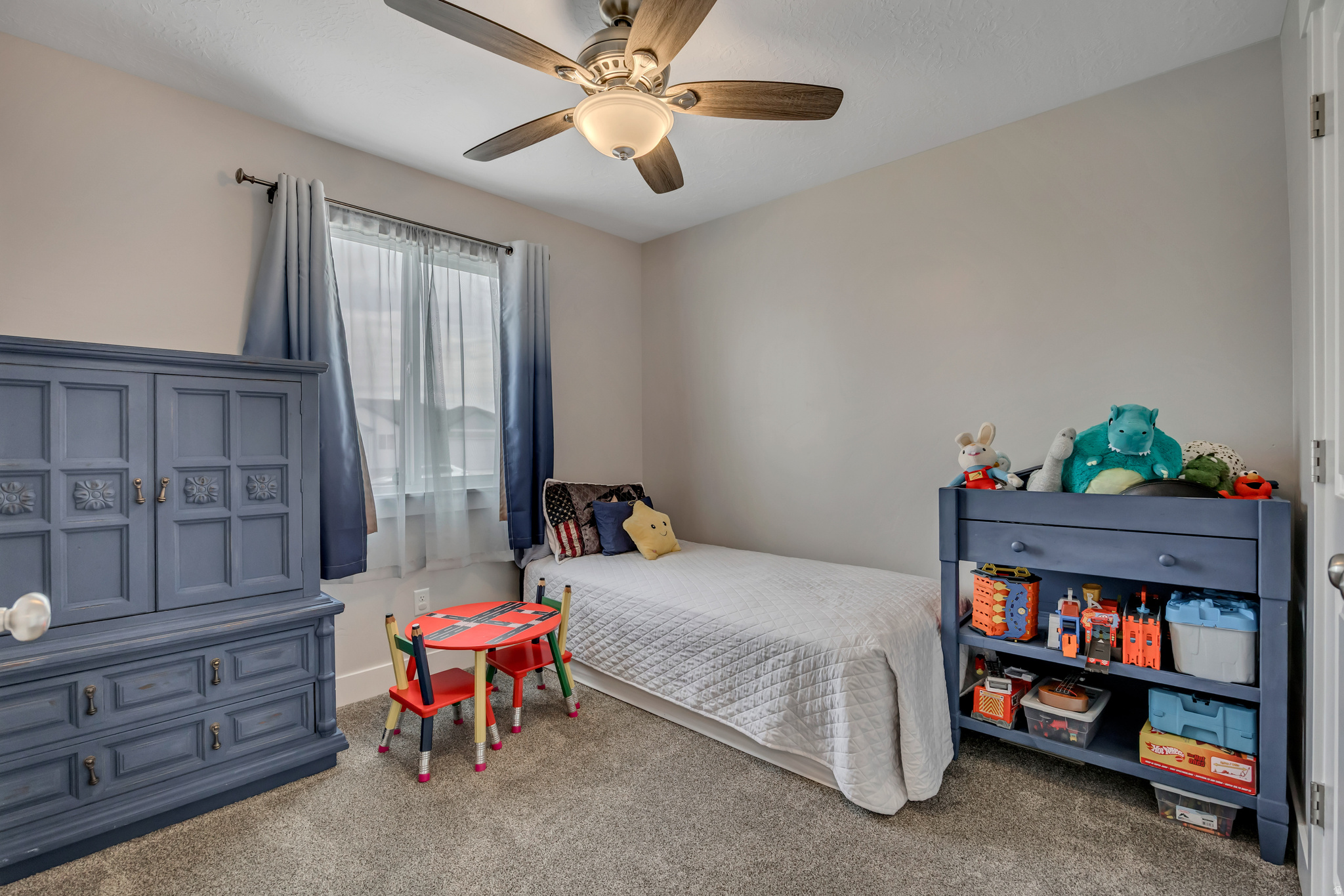 MUSTANG RIDGE - Residential