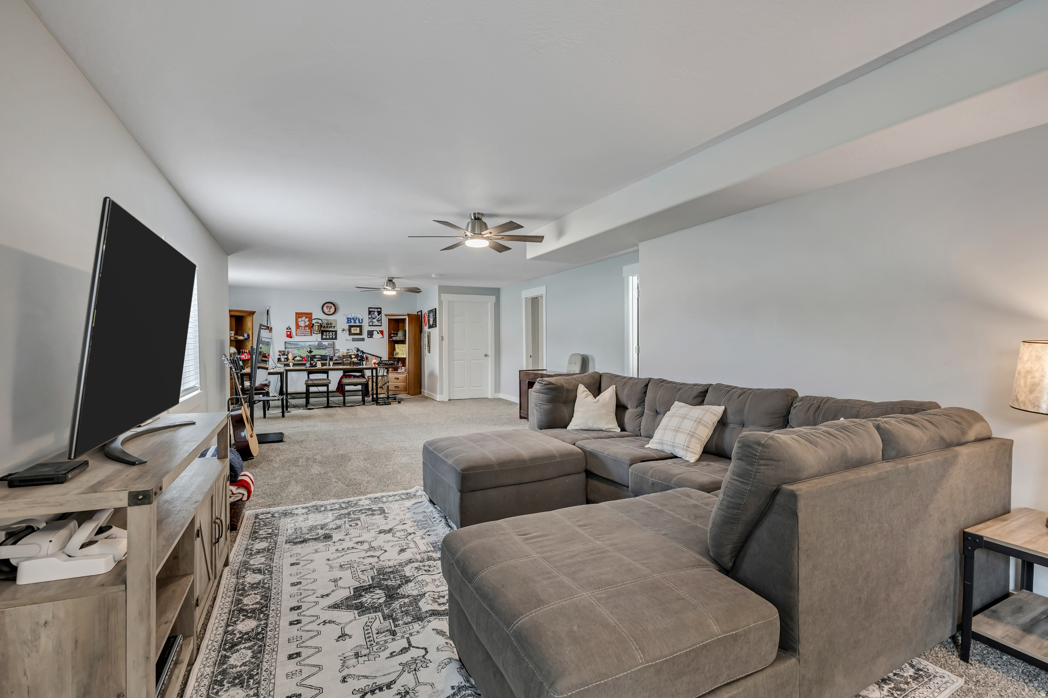 MUSTANG RIDGE - Residential