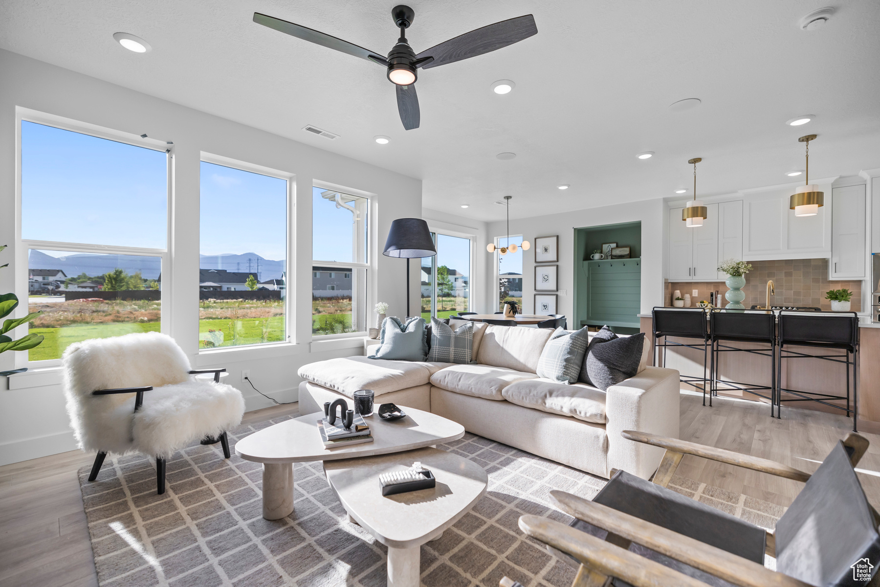 HART ESTATES - Residential