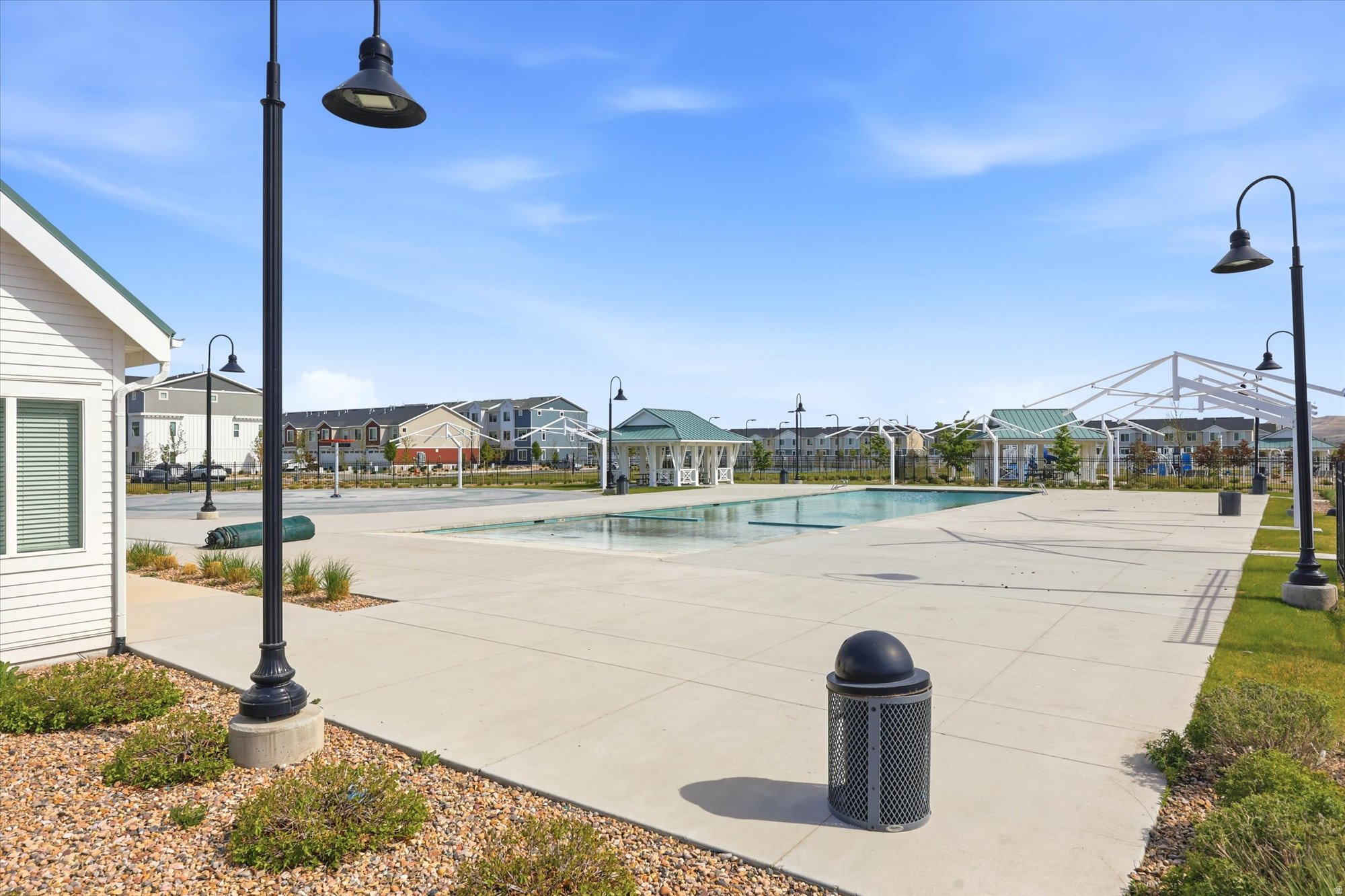 NORTHSHORE - Residential