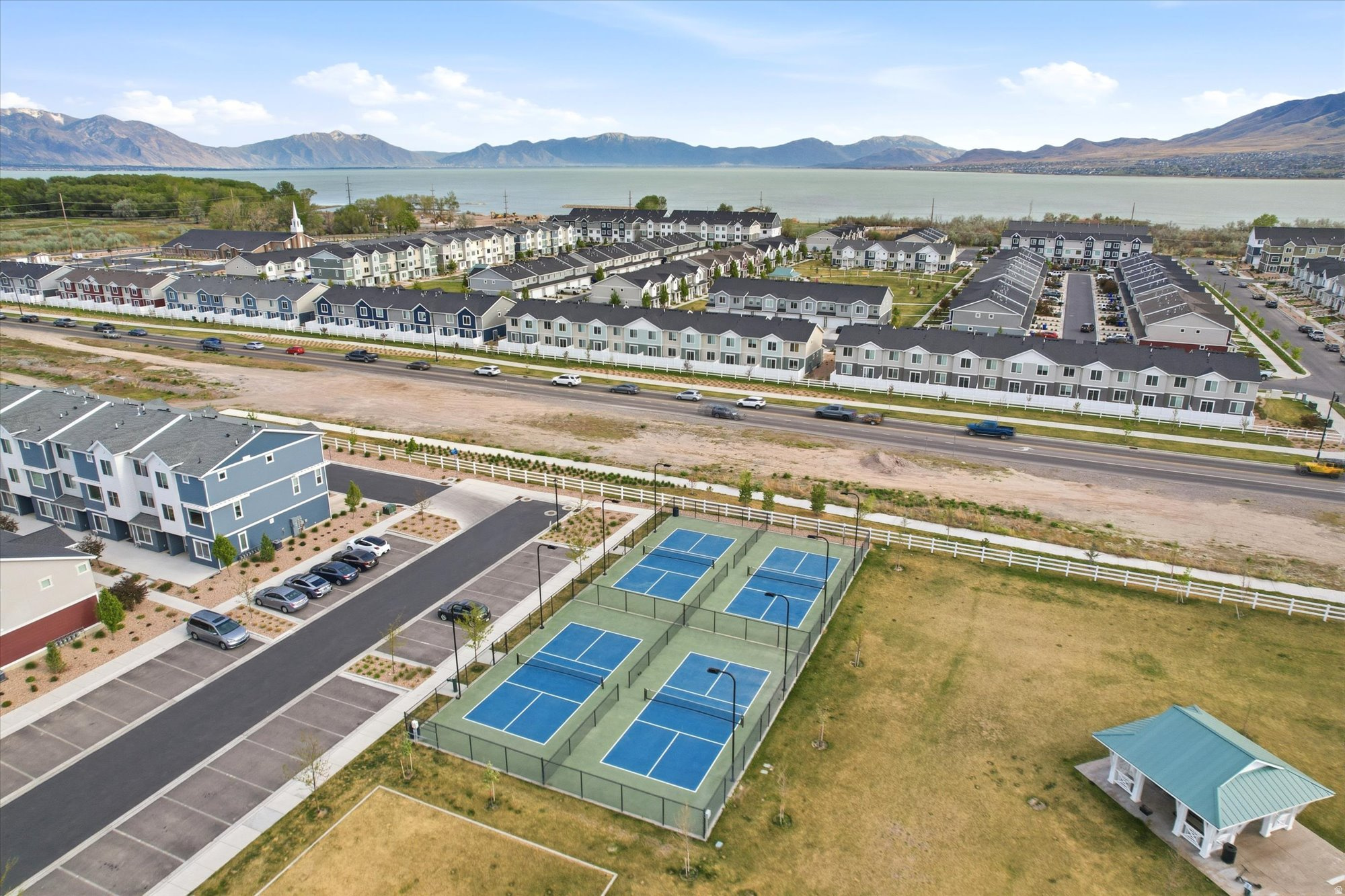 NORTHSHORE - Residential