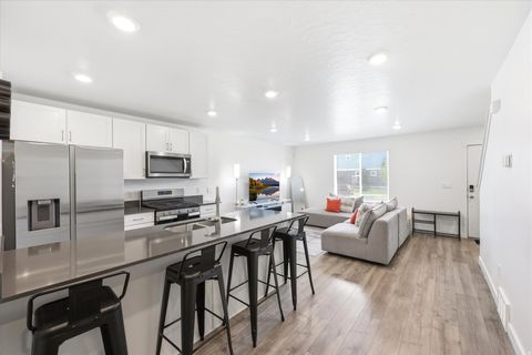 Tiny photo for 1188 E DOGWATCH DR, Saratoga Springs, UT 84045 (MLS # 2153721)