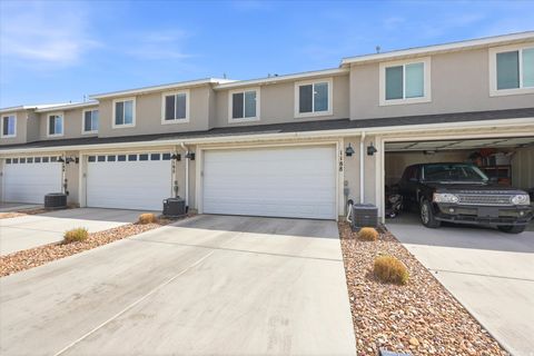 Tiny photo for 1188 E DOGWATCH DR, Saratoga Springs, UT 84045 (MLS # 2153721)