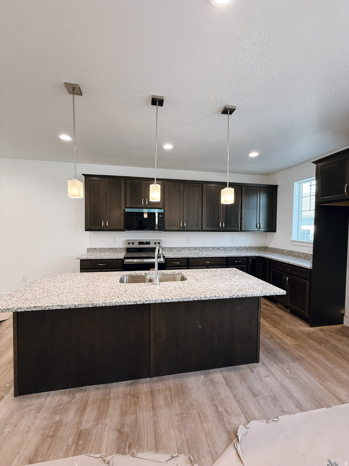 SALEM PARK - Residential