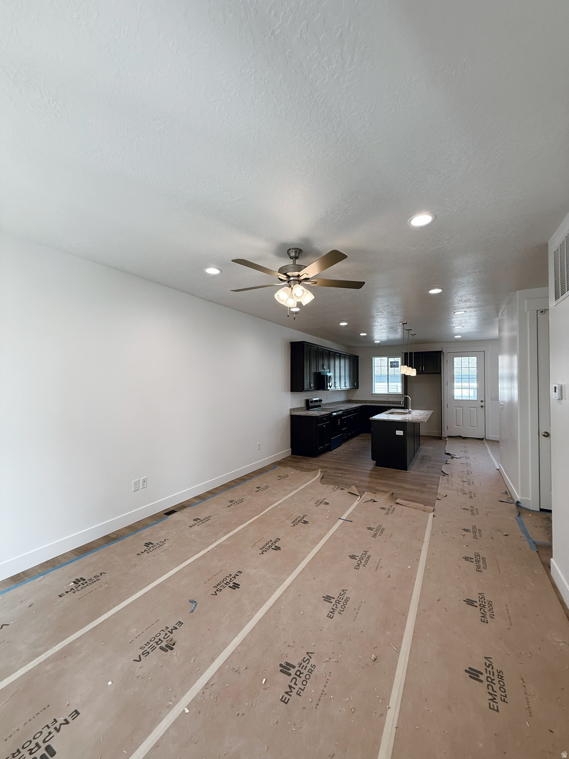 SALEM PARK - Residential