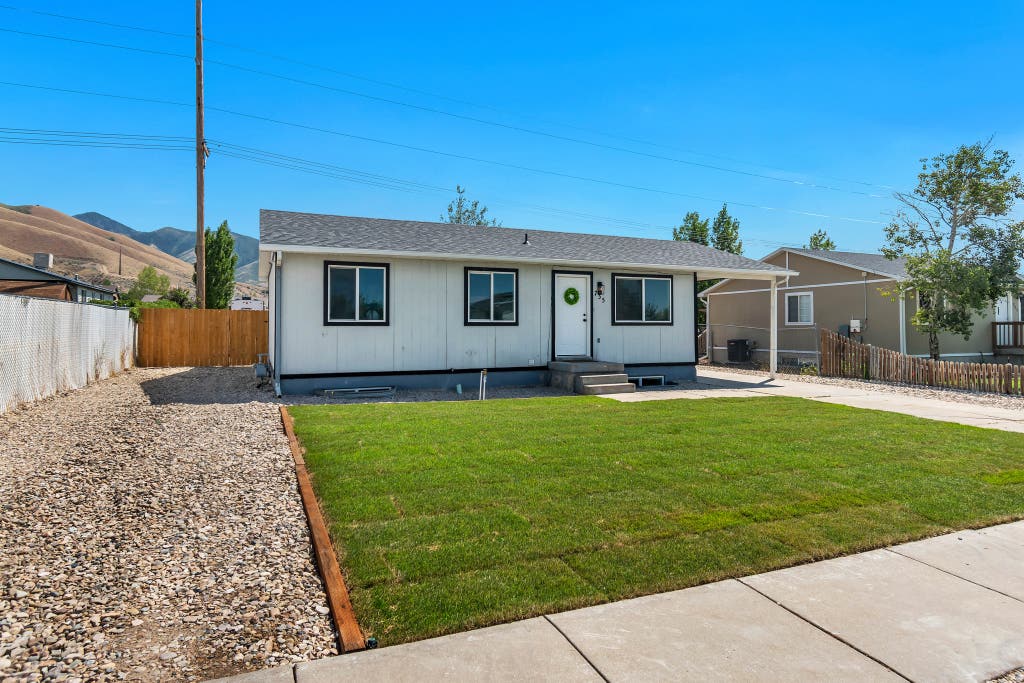 Photo of 735 W 880 S, Tooele, UT 84074 (MLS # 2174155)