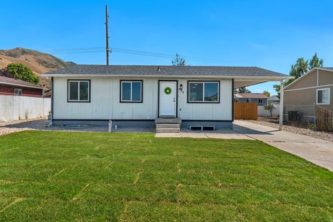 Homes For Sale - 735 W 880<br/> Tooele, UT 84074
