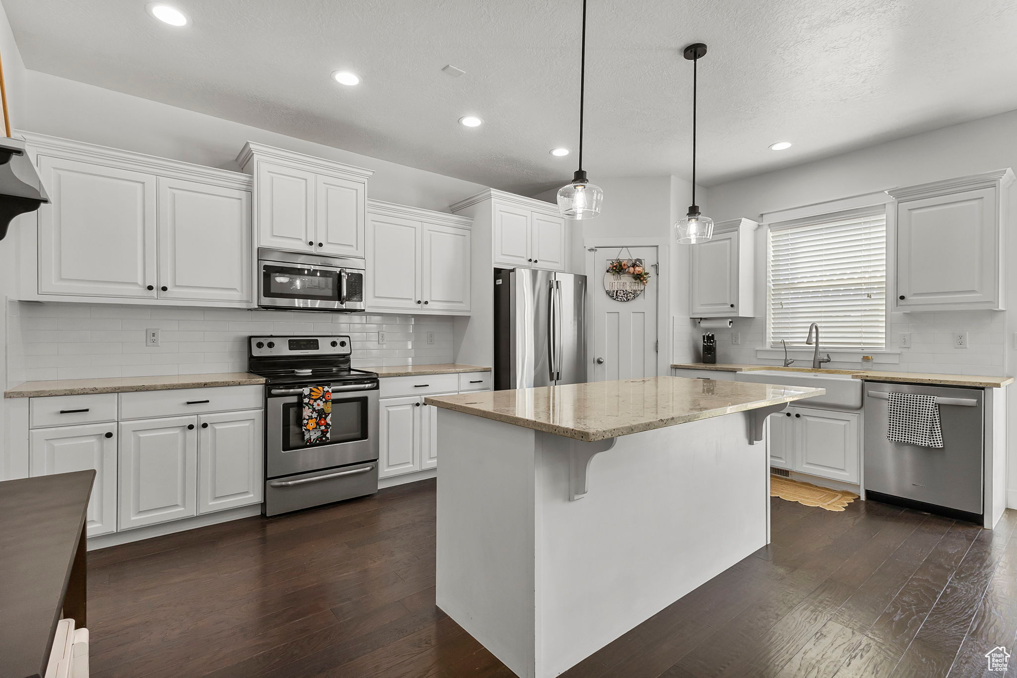 JESSIES BROOK - Residential