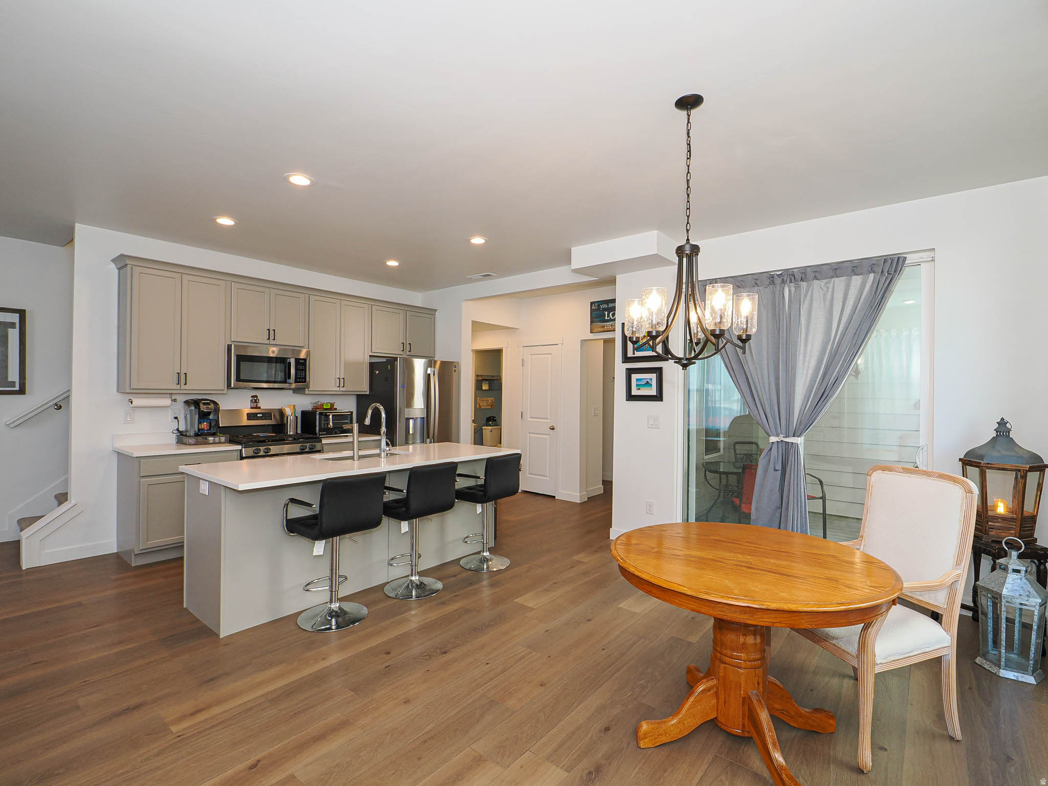 DAYBREAK - Residential