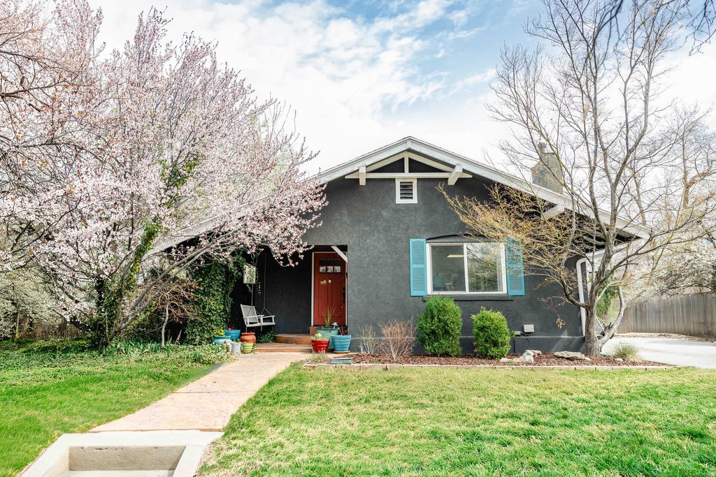 Photo of 2771 S CHADWICK ST, Salt Lake City, UT 84106 (MLS # 2145118)