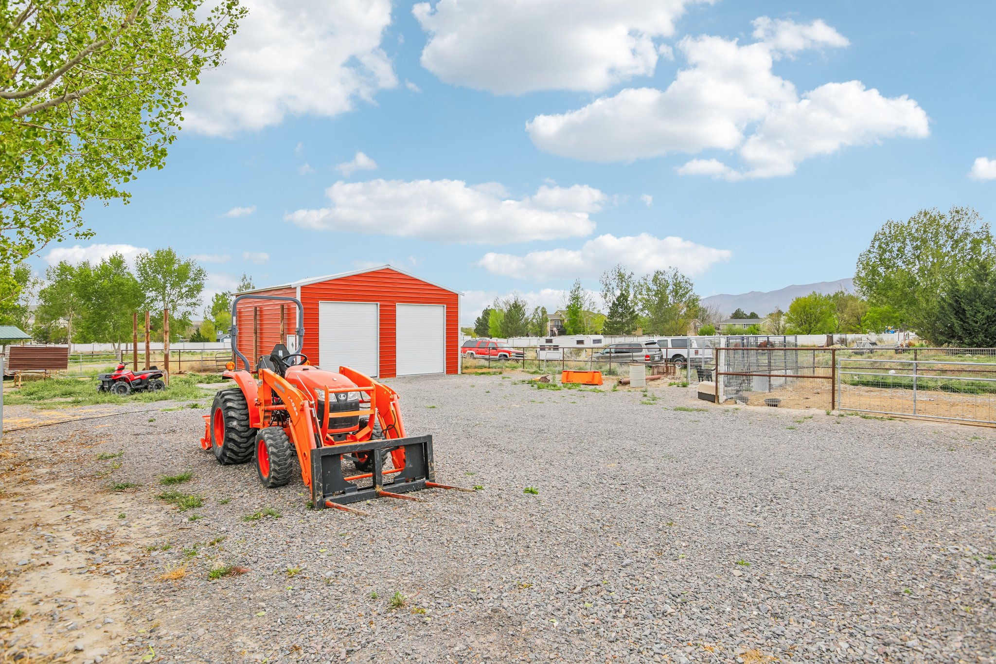 MEADOW RANCH - Residential