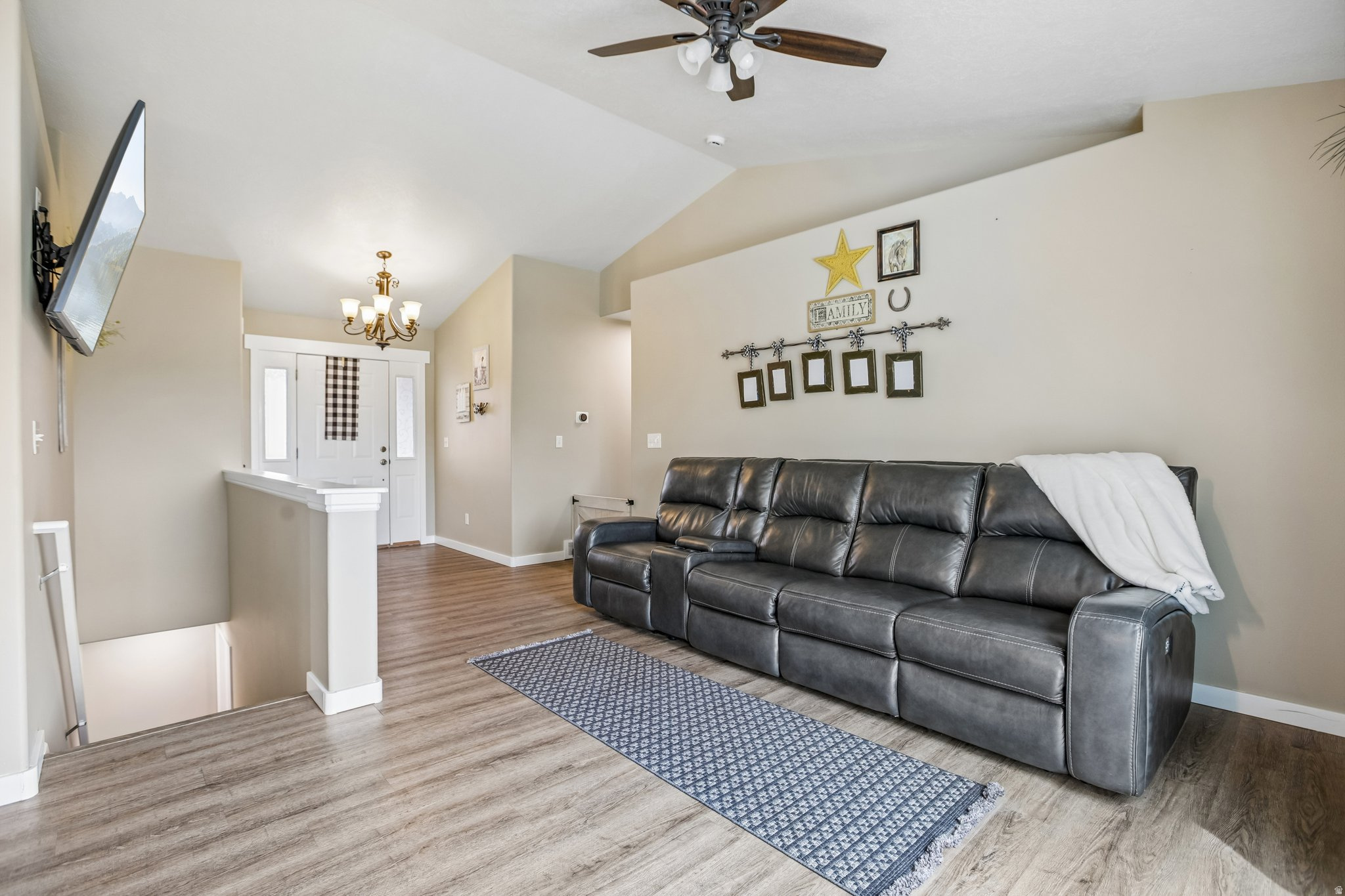 MEADOW RANCH - Residential