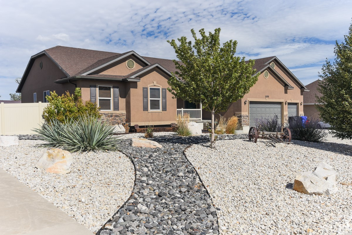 SOUTH WILLOW ESTATES - Residential