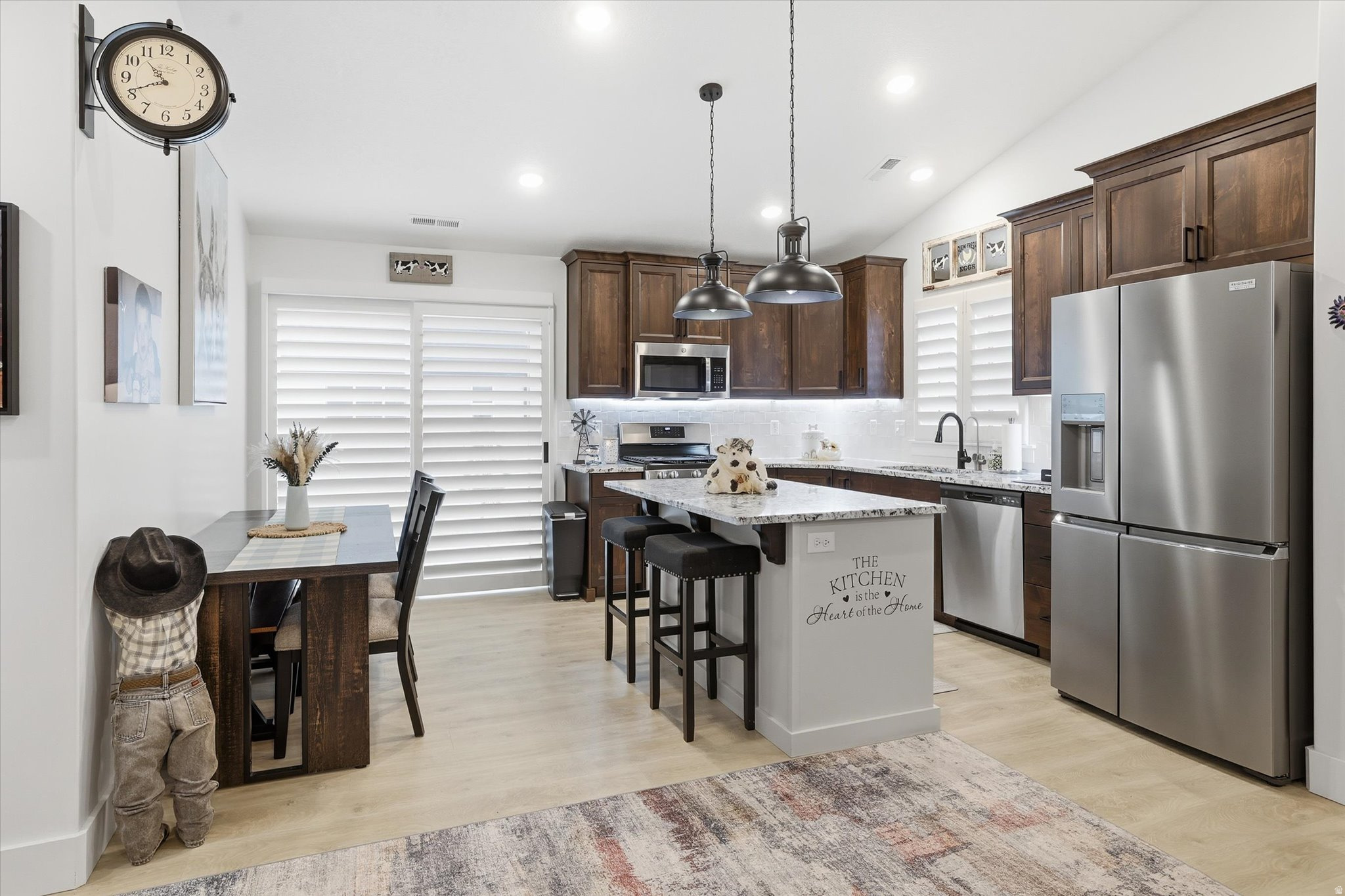 ARCHIBALD ESTATES - Residential