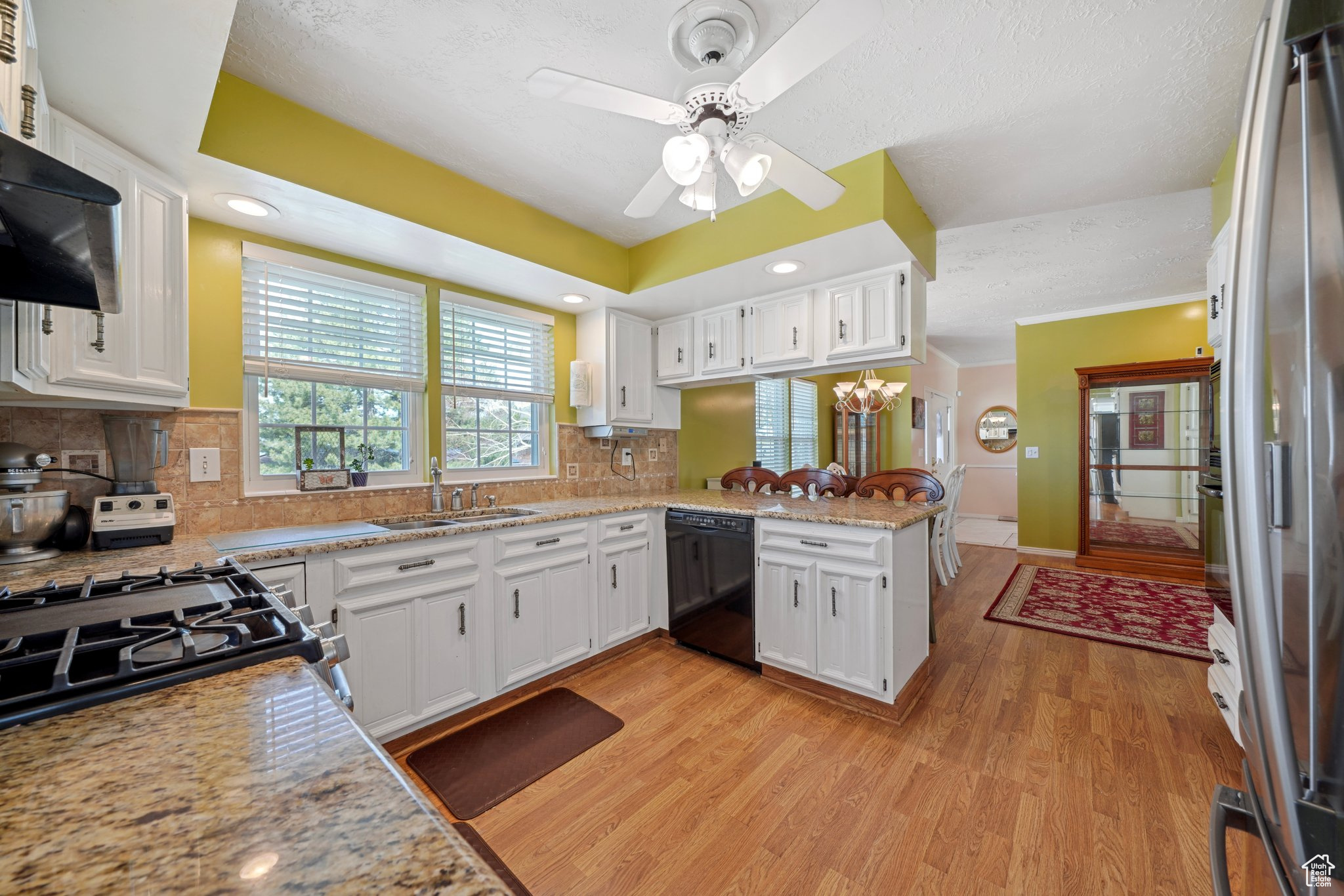 1376 Granada Dr, Bountiful, Utah image 11