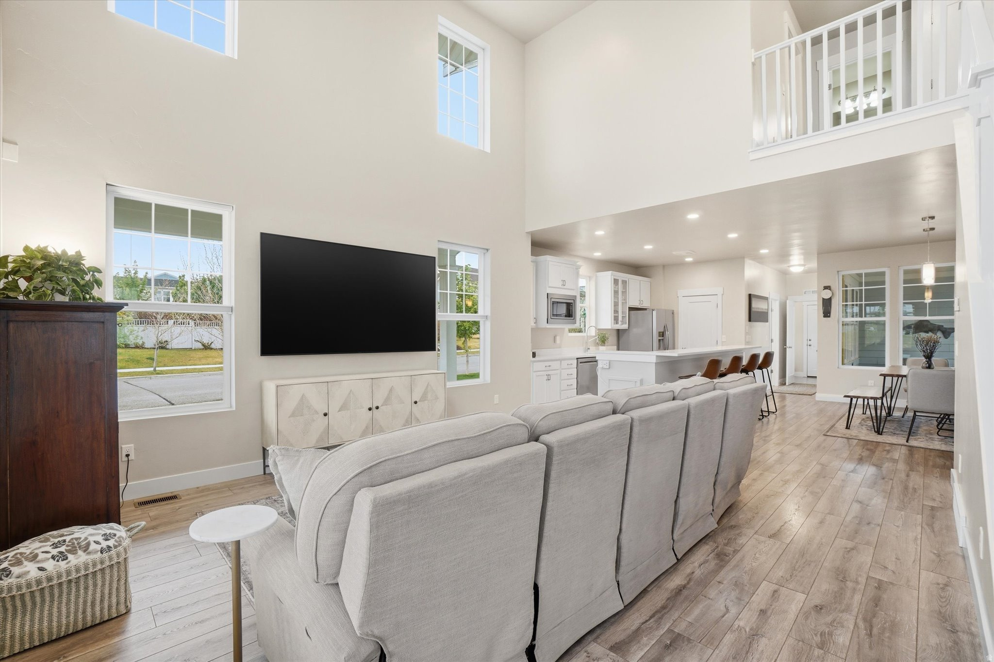 KENNECOTT - Residential