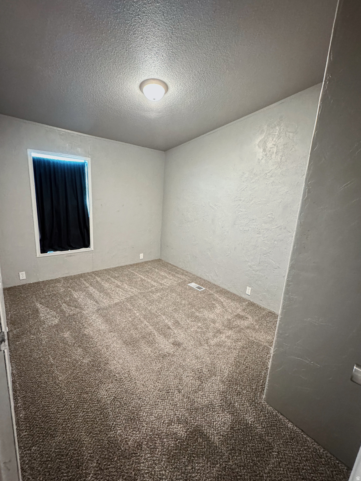 LAKEVIEW ESTATES - Residential