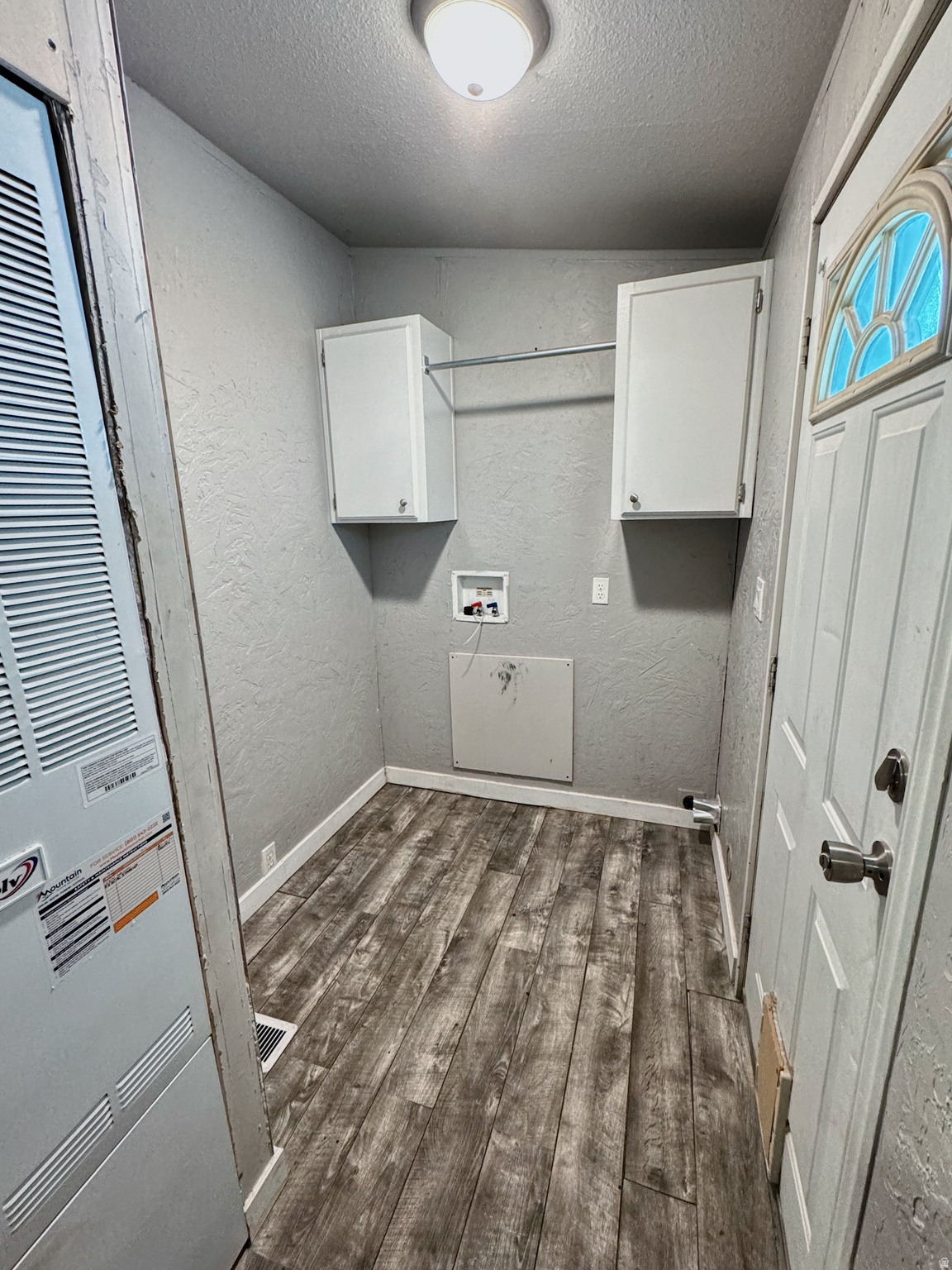 LAKEVIEW ESTATES - Residential