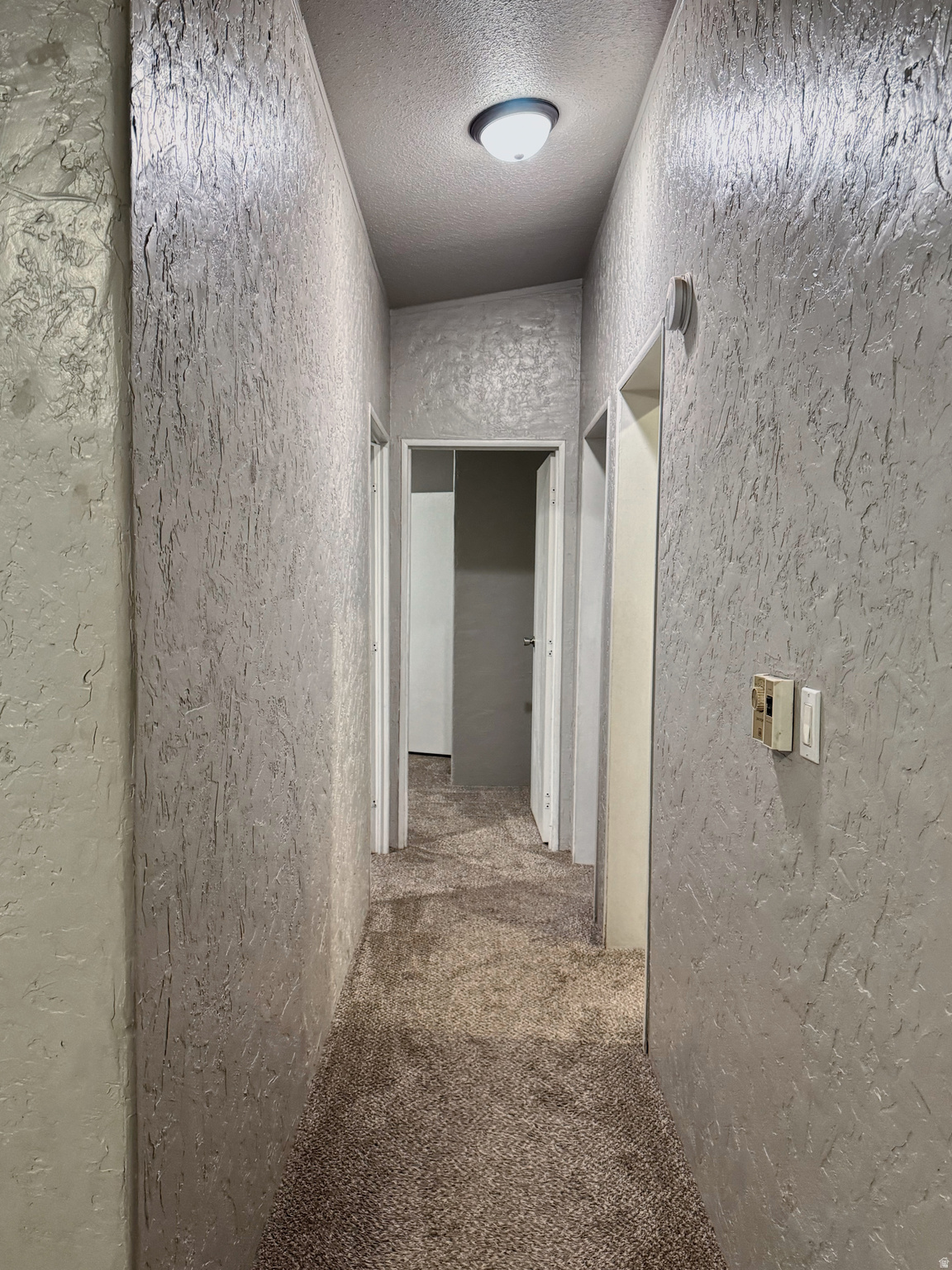 LAKEVIEW ESTATES - Residential