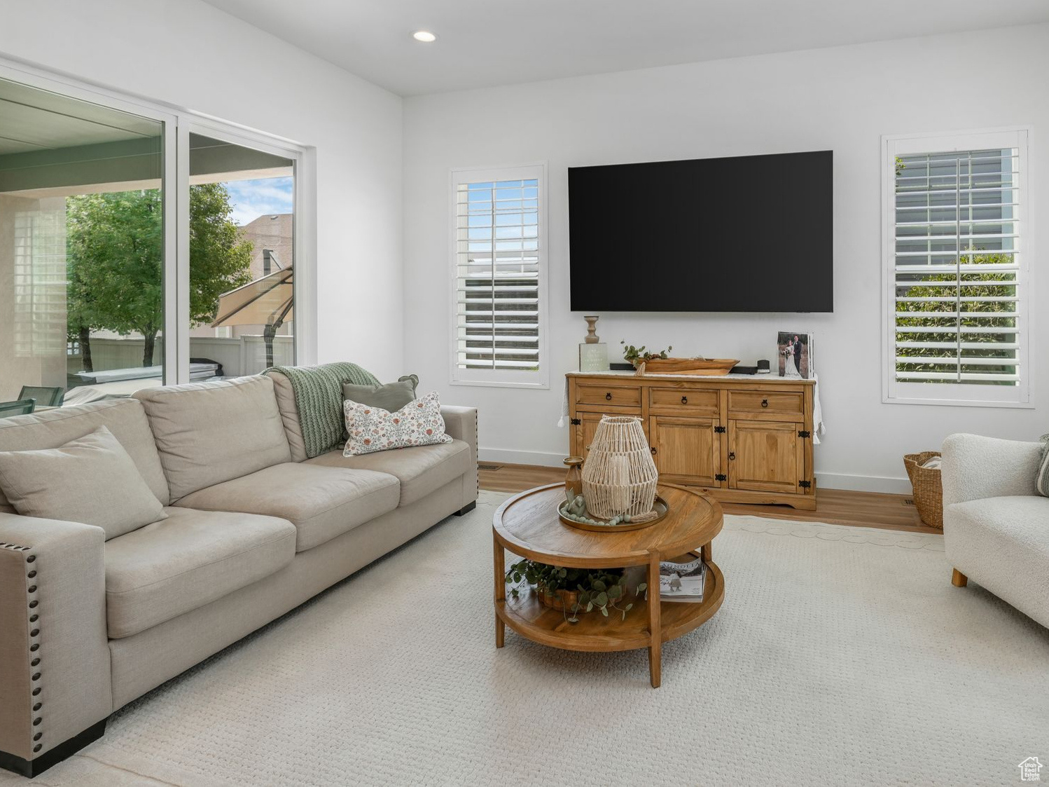 DAYBREAK - Residential