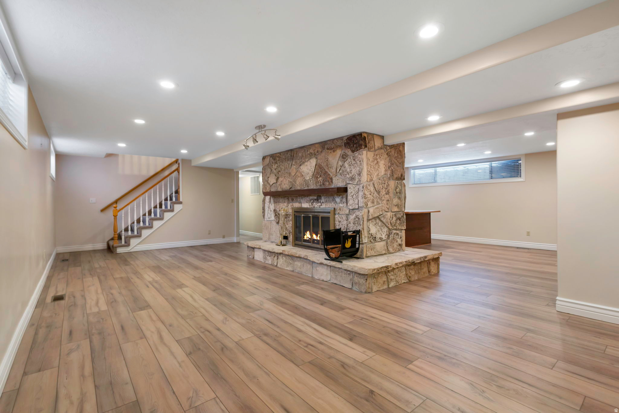 WOOD ESTATES - Residential