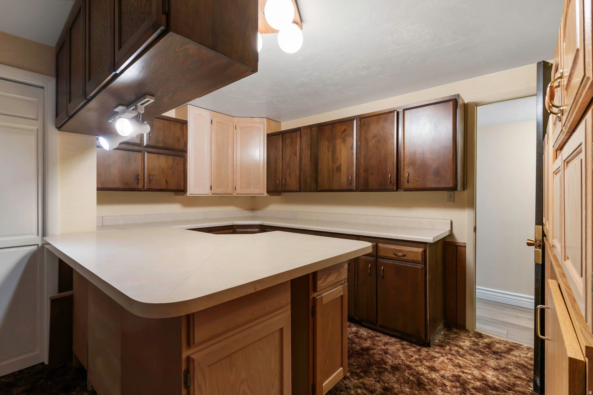 WOOD ESTATES - Residential