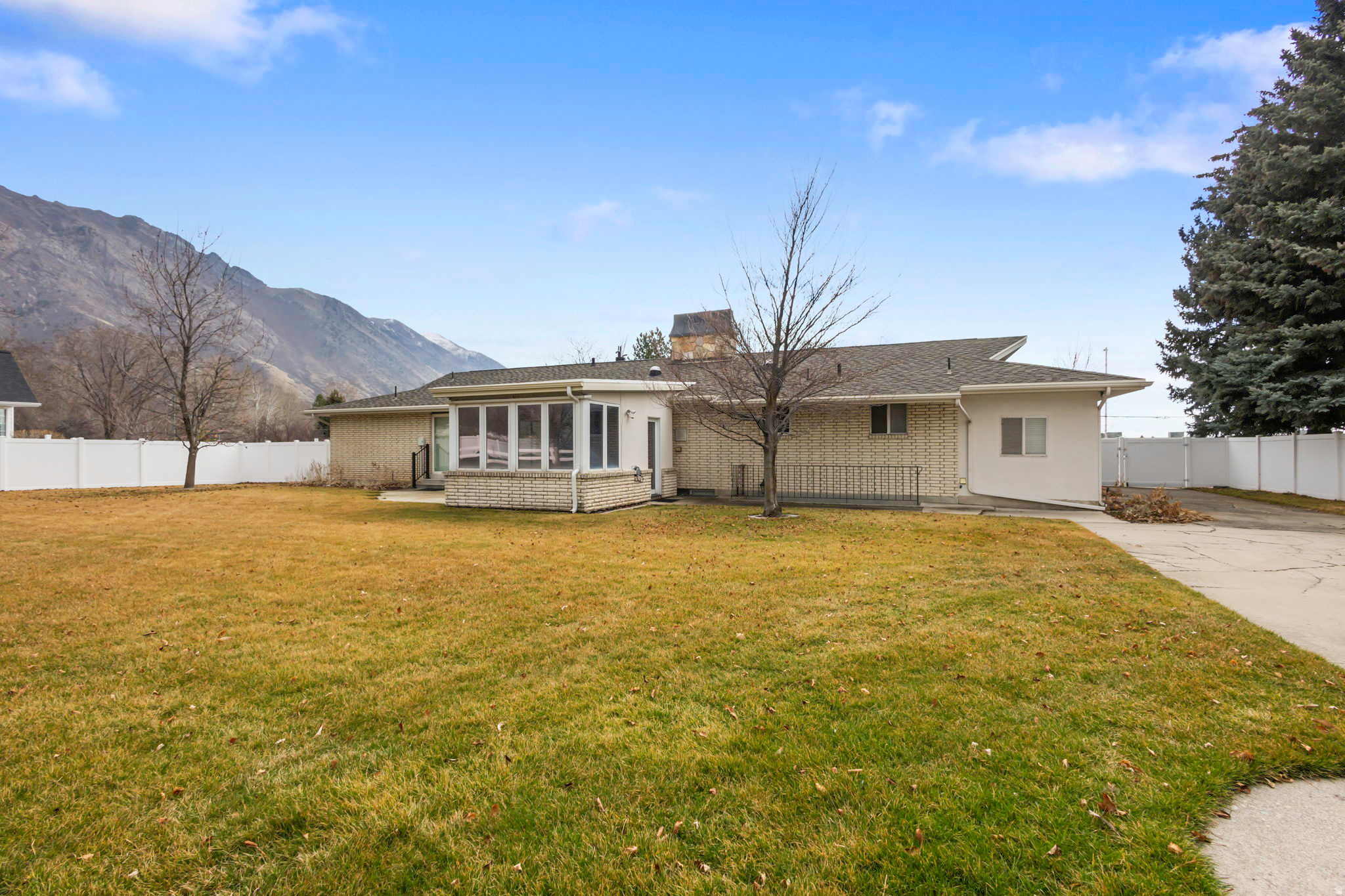 WOOD ESTATES - Residential