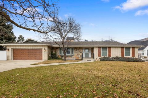 Tiny photo for 499 E 300 N, Alpine, UT 84004 (MLS # 2142108)