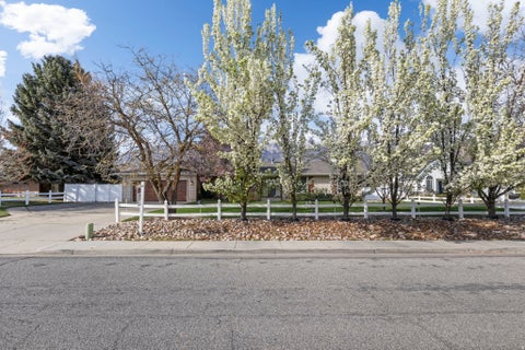 Tiny photo for 499 E 300 N, Alpine, UT 84004 (MLS # 2142108)