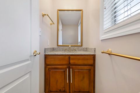 Tiny photo for 499 E 300 N, Alpine, UT 84004 (MLS # 2142108)