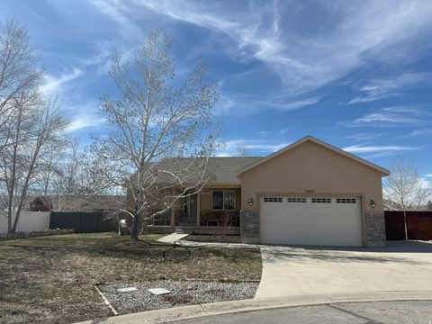 Tiny photo for 5325 S BRIDLE CIR, Oakley, UT 84055 (MLS # 2143912)