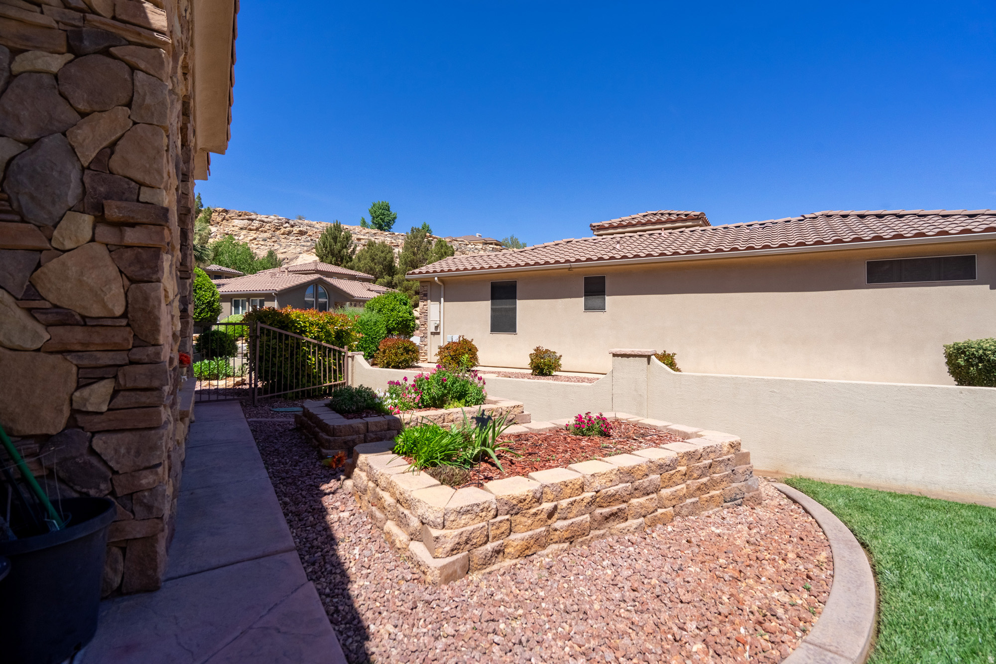 SIENNA CANYON AT WEBB HILL 1 - Residential
