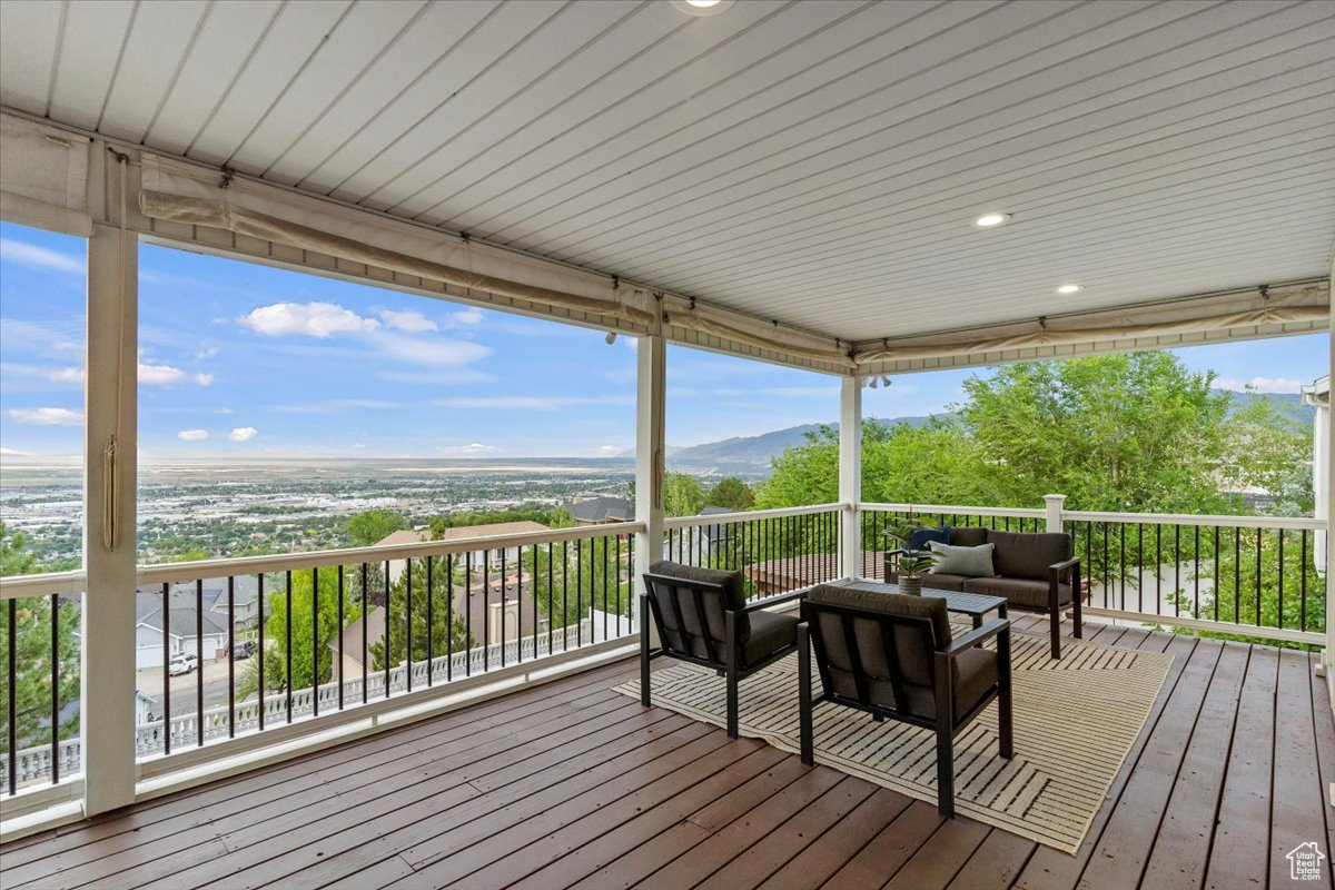 EAGLEWOOD ESTATES - Residential