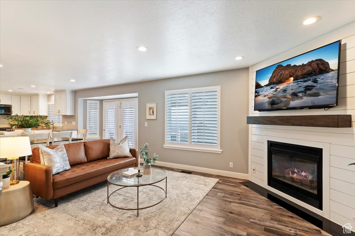 EAGLEWOOD ESTATES - Residential